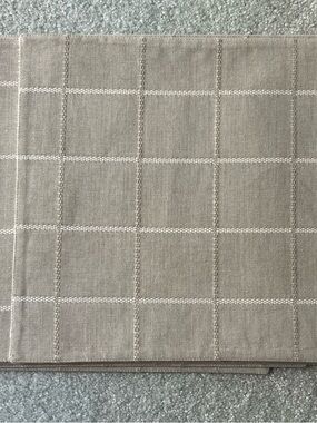 Neutral Beige Grid Table Runner